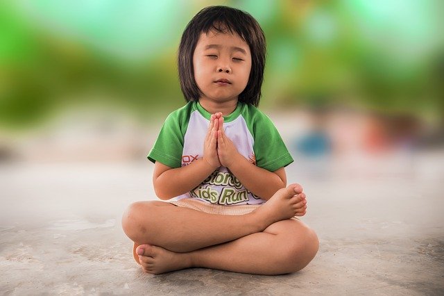 méditation enfant pour calmer ses émotions