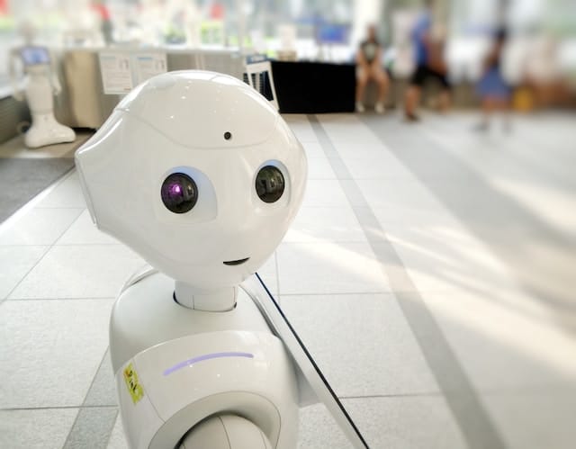 exemple de robot humanoïde couplé à de l'IA.