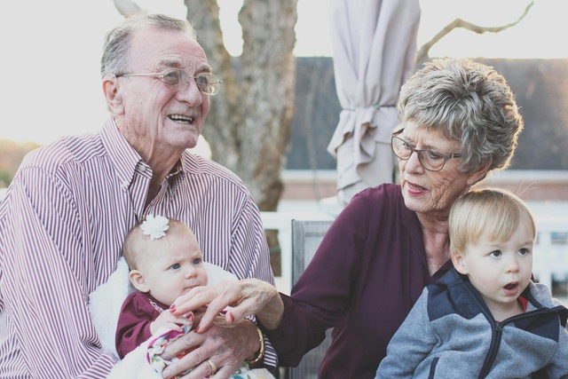 présence grands-parents 